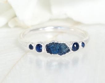 Sapphire Ring. Natural Raw and Cut Sapphire Crystal Ring Dainty Sapphire Engagement Ring Silver Promise Ring September Birthstone Jewellery