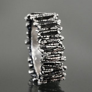 Raw Black Kyanite Eternity Ring Black Crystal Band Rustic Kyanite Ring Natural Kyanite Eternity Ring Raw Black Stone Ring Kyanite Jewellery image 5