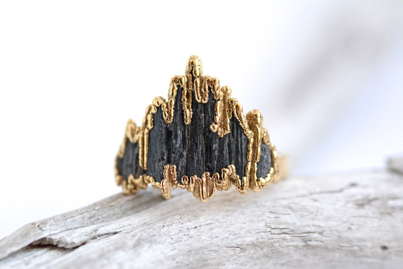 999 Pure Fine Silver Black Kyanite Shield Ring. Kyanite Ring. Etsy