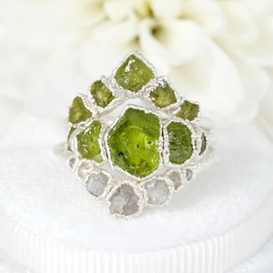 SET or SINGLE // Natural Raw Peridot Wedding Ring. Handcrafted Electroformed 999 Pure Silver Stacking Fine Jewellery Genuine Green Crystal
