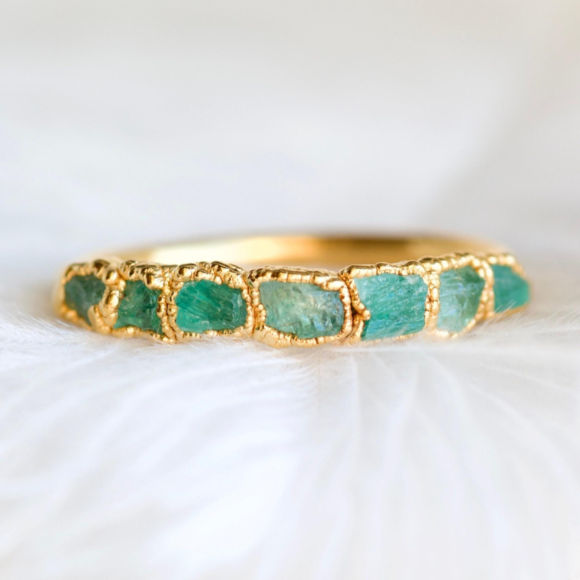 Raw Emerald Crystal Ring Natural Emerald Wedding Band Green Gemstone Ring May Birthstone Jewellery Rough Emerald Ring
