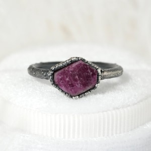 Raw Ruby Engagement Ring Genuine Ruby Crystal Ring Rustic Ruby Ring Rough Ruby Engagement Ring Raspberry Colour Ring