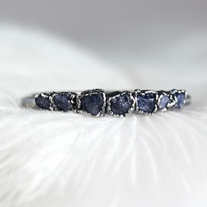 Rough Sapphire Ring. 999 Pure Silver Band Blue Stone Ring September Birthstone Raw Sapphire Wedding Ring Electroformed Fine Jewellery