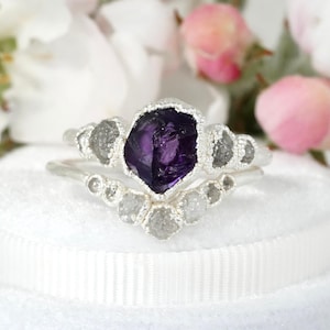 SET or SINGLE // Raw Amethyst and Raw Diamond Wedding Ring Set. Alternative Wedding Set Crystal Engagement Ring Raw Diamond Wedding Band