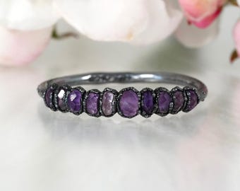 Amethyst Pebble Ring. Purple Wedding Band Natural Crystal Ring February Birthstone Jewellery Electroformed Silver Amethyst Ring