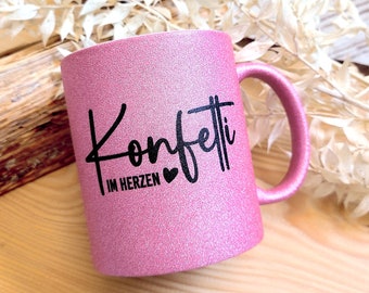 Glitzertasse *Konfetti im Herzen* aus Keramik - Farbe rosa - außen Glitzer innen weiß