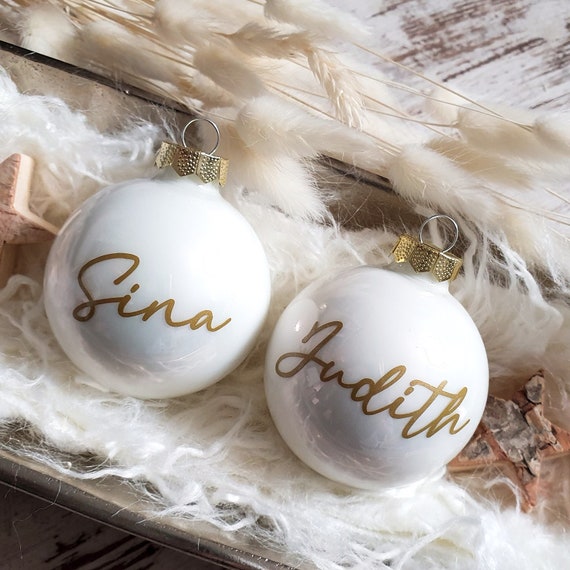Personalisierte Christbaumkugel / Weihnachtskugel mit Name oder Wunschtext - aus Glas - Ø 6 cm - Geschenkidee zu Weihnachten
