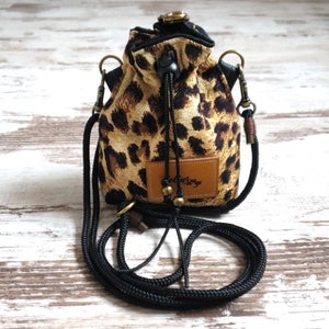 Treat bag / food bag *Yammi* Kitty No. 2 - Waterproof and washable inner lining - available in silver, gold, rose gold or bronze