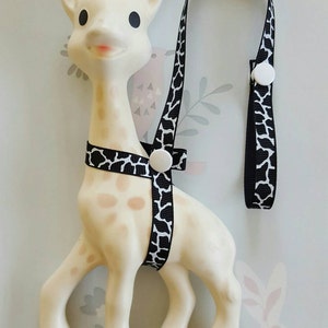 Gigglesandhiccups Giraffe Harness Leash Saver Black & White Giraffe Print with White Poppers