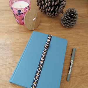 Arrow Print Journal Bookmark with Pen Loop - A5 Elastic Band