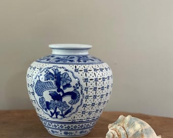 Blue White Nantucket China Floral Pierced Ceramic Vase Classic Traditional Vintage Decor