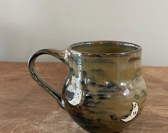 Crescent Moon Pottery Mug – Earthy Brown Glaze, Handmade Ceramic Cup