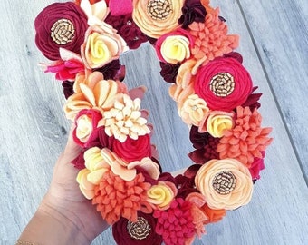 Monograma de letras de 9 pulgadas / Atardecer / Decoración infantil / Decoración de pared con flores de fieltro / Monograma floral / Letra floral / Decoración del hogar / Colores personalizados