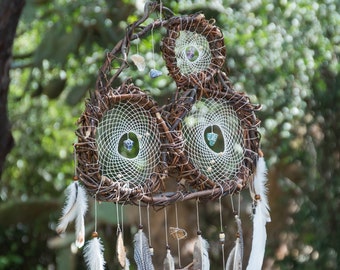 Handmade Bohemian Dreamcatcher with Crystals - Willow Branch Wall Decor for Meditation, Healing and Sleep