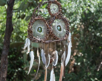 Handcrafted Boho Dreamcatcher with Healing Crystals - The Perfect Mother's Day Gift for Your Spiritual Mom!