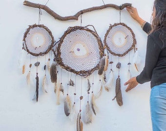 Native Décor Wall Art: Handcrafted Willow Wood Dreamcatcher Trio Inspired by Native American Tradition