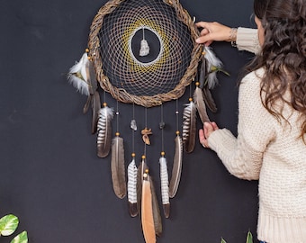 Large Willow Dreamcatcher with Crystals – Protection, Home Decor, Earth Weave