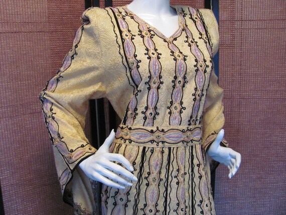 MEDIEVAL RENAISSANCE GOWN, Halloween Maid Marion D