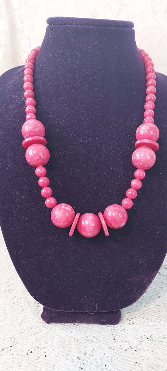 PINK ACRYLIC NECKLACE, Vintage Chunky Pink Bead Ne