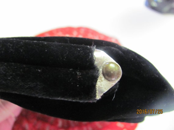Vintage Black Velvet Clutch: Lucite Clasp 1940's … - image 3