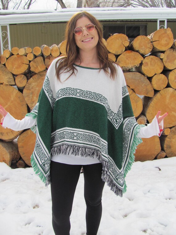 VINTAGE PONCHO Reversible Poncho, Triangle Poncho