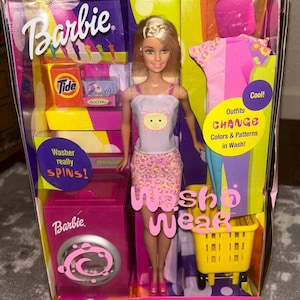 Mattel Barbie Wash 'N Wear Doll Color Changing Outfits Vintage