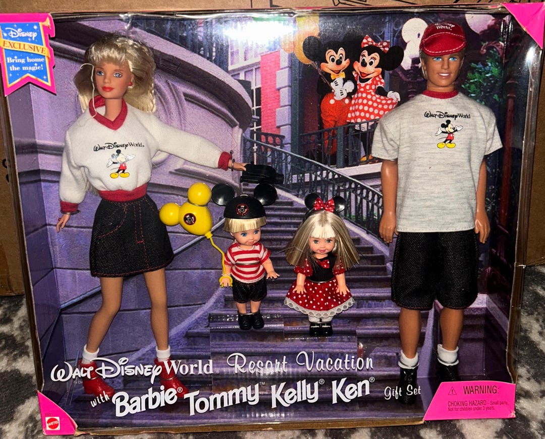 Walt Disney World Resort Vacation Barbie, Kely, Ken Doll