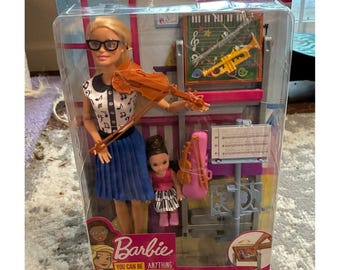 バービー 人形　ミリセントロバーツ　ピンストライプパワー　レアです バービー 人形 ミリセントロバーツ ピンストライプパワー レアです