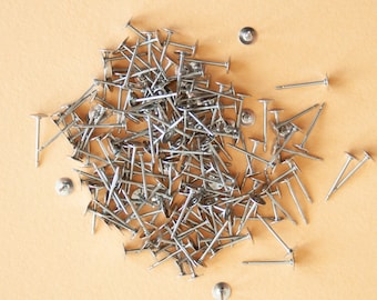 200 titane, coussinets de 4 mm pour boucles d'oreilles | 100 paires de clous d'oreilles super hypoallergéniques | Poteaux en titane fabriqués aux États-Unis