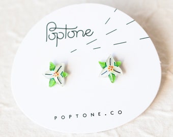 Trillium Flower Stud Earrings / Tiny White Flower Earrings / Petite Fleurs / Pacific Northwest Earrings