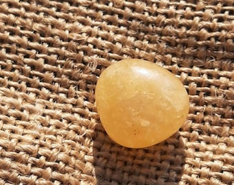 Home Tumbled Yellow Quartz Crystal, Collectible Crystal, Home Tumbled Stone