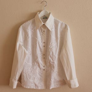 White Blouse Womens Blouse White Women Shirt Cotton Top Long Sleeves Cotton Shirt Button-Up Collared Flower Applique Blouse Large Size