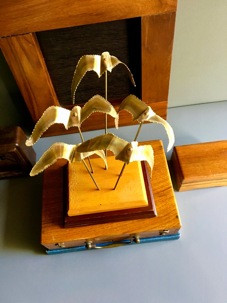 Vintage Mid Century Brutalist Era Jere Style Torch Cut Metal Seagulls Flock Sculpture Decorative Statue w Dimensional Form /& Wood Base