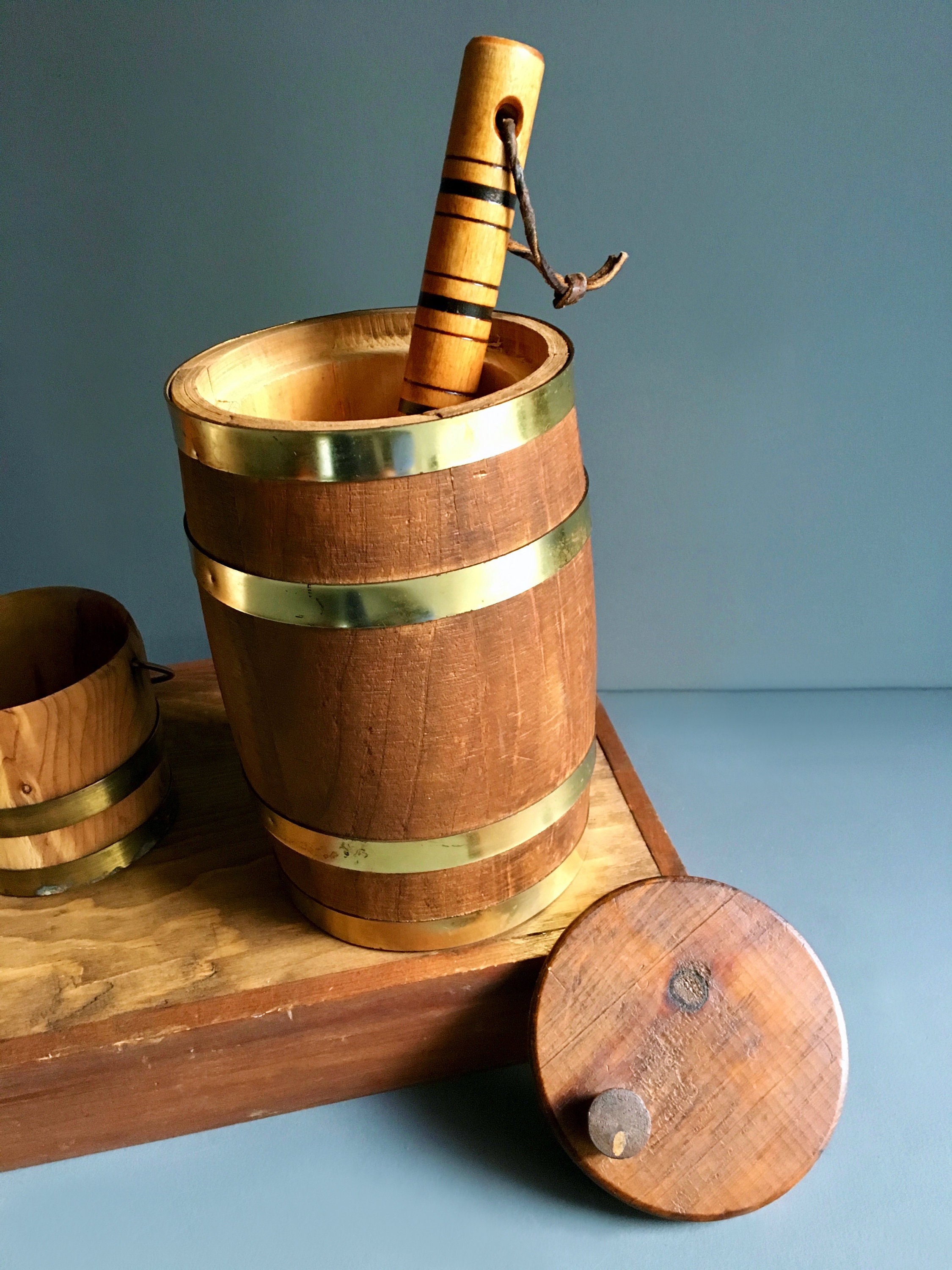 Vintage Mid Century Adorable madera tapada barril / bote de | Etsy