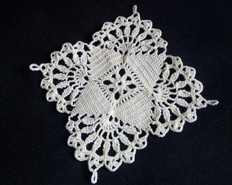 SALE!!!Small ivory crochet doily 5.9 inches - Square doilies - Home decor - Ivory crochet doilies - Mini doilies - Handmade