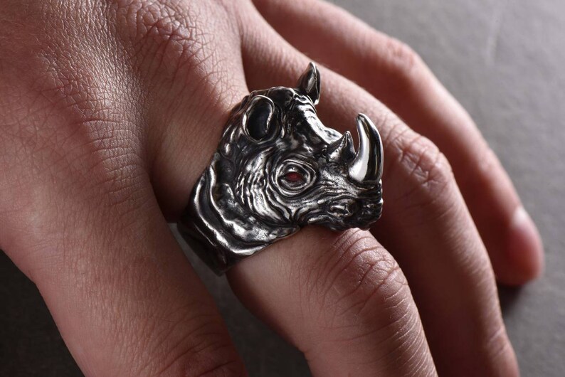 Rhino ring Rhinoceros ring Silver Rhino jewelry Animal