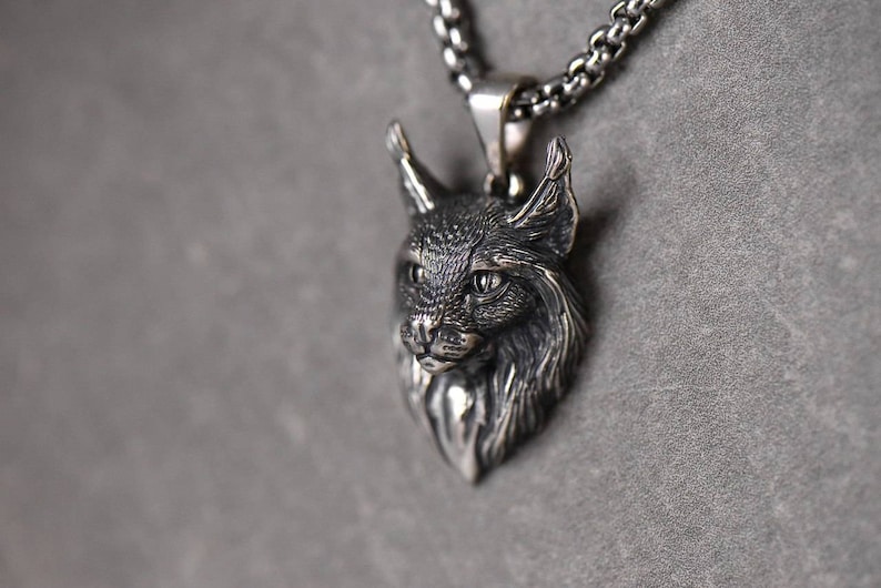 Lynx jewelry Lynx necklace Maine Coon jewelry Cat necklace Etsy
