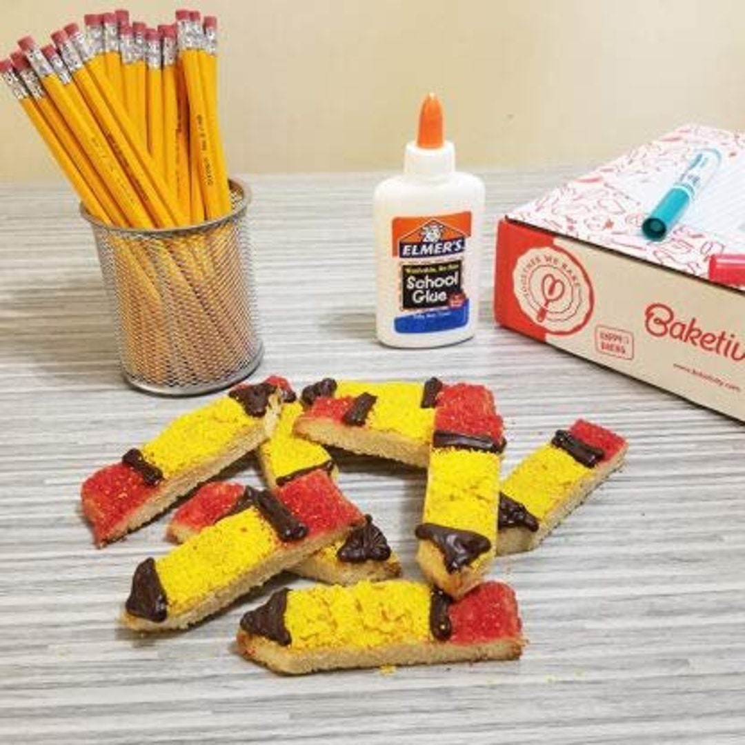 Baketivity Kids Baking DIY Activity Kit - Bake to School Baking Set ...