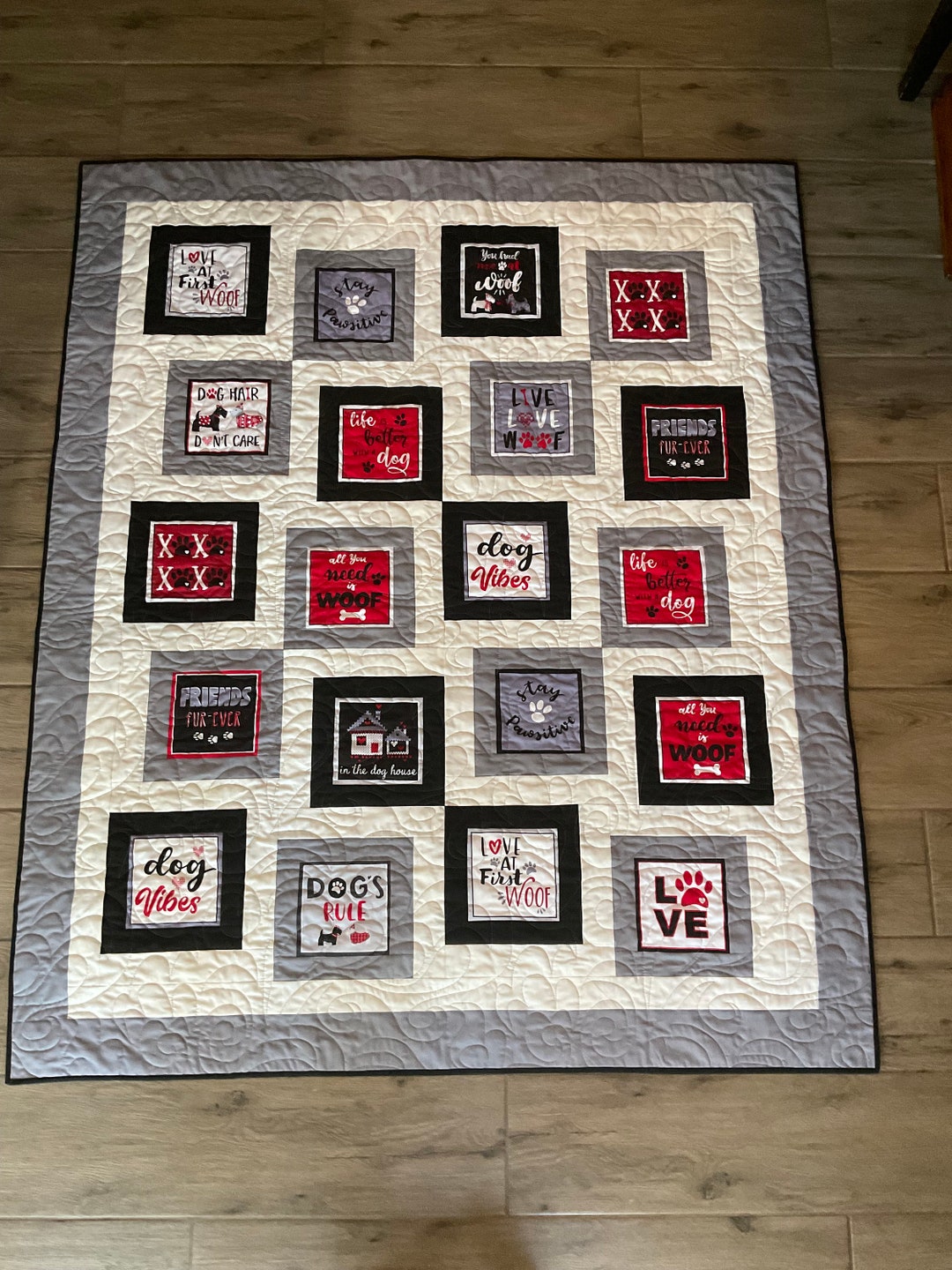 Dog Themed Quilt, Free Shipping Etsy