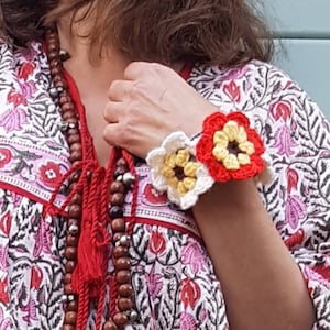 Fertig Armband Hand Manschette Armband Armband Blume Armband Stil häkeln Boho Armband Manschette Blumen Schlagzeilen Boho hippie