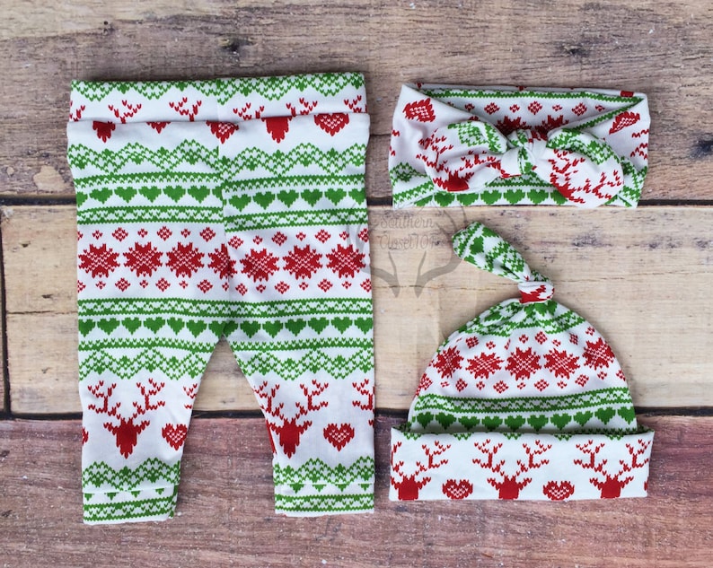 Christmas Miracle Snowflake,Girl Coming home outfit,Girls Christmas,Red and Green,Red Deer,Leggings,Hat,Headband Girls Christmas Outfit