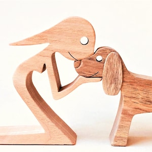 wood sculpture a woman a cocker spaniel: original creation 2virgule5d