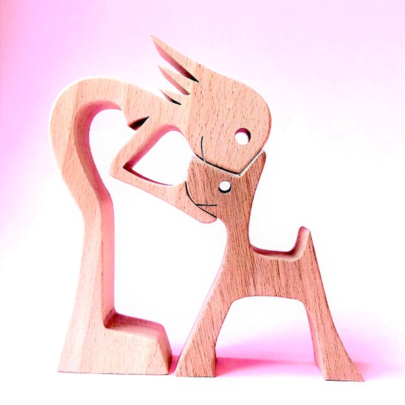 Couple with One Kid Wood Sculpture, Couple Wooden Carving Gifts