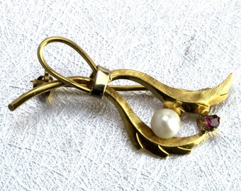 Ruby Pearl Gold Pin Brooch | Pearl Pin Brooch | Gold Ruby Lapel Pin | Vintage Jewelry | Antique Brooches | Vintage Pin | Gold Pearl Brooch