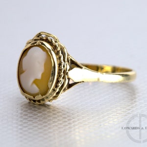 Vintage Gold Cameo Ring Cameo Cocktail Ring Oval Cameo Statement Ring Vintage Cameo Jewellery Vintage Jewelry Antique Jewellery image 2