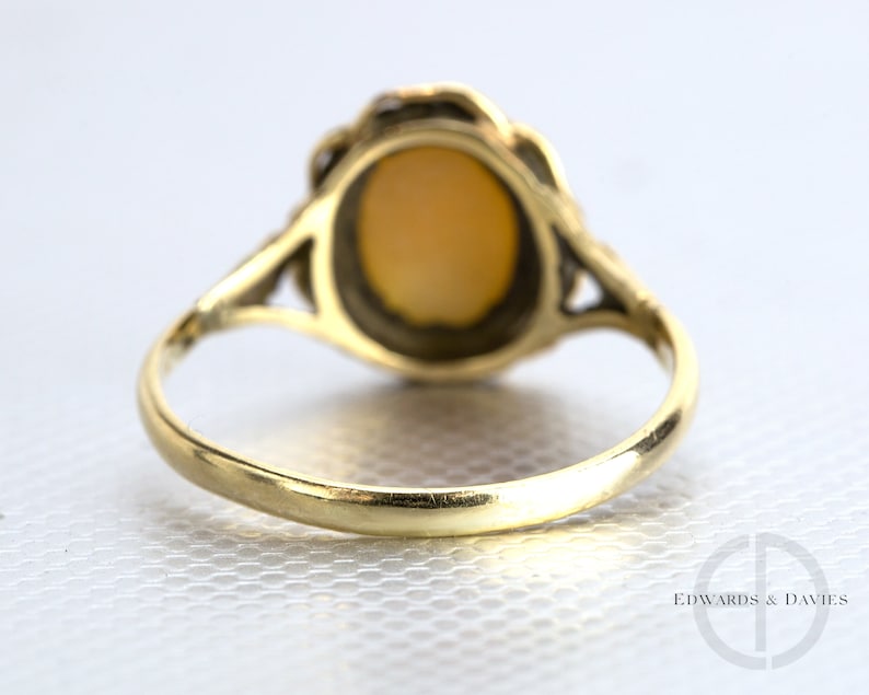 Vintage Gold Cameo Ring Cameo Cocktail Ring Oval Cameo Statement Ring Vintage Cameo Jewellery Vintage Jewelry Antique Jewellery image 4