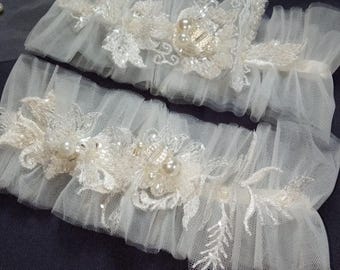 Ivory garter for bride lace wedding garter lace boho bridal garter lace garter beaded garter for wedding hairtie bride garter with pearls