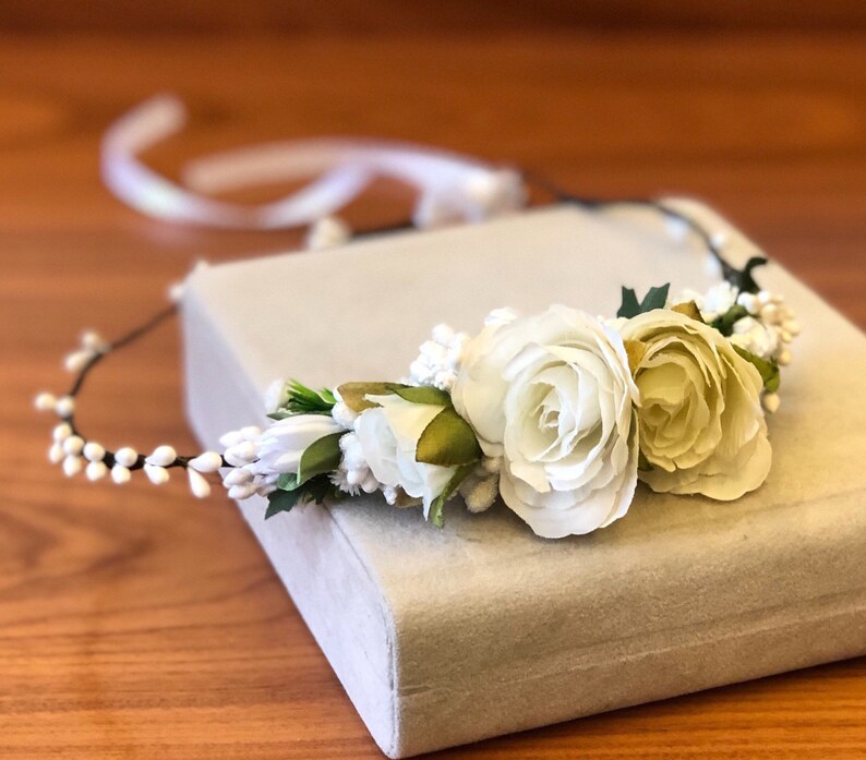 Couronne de fleurs blanches halo de fleurs de mariage couronne de mariée couronne de fleurs mariage coiffe de fleurs mariage couronne de cheveux couronne de fille de fleur boho couronne de mariée image 3