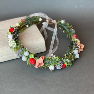 Christmas flower crown winter wedding flower crown white red floral headband pinecone flower crown bridal floral crown winter headpiece boho