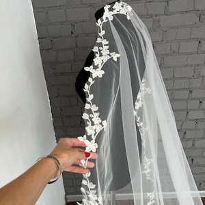 Mantilla veil wedding lace veil mantilla veil cathedral lace veil lace wedding veil bridal veil 1 tier veil mantilla chapel veil fingertip